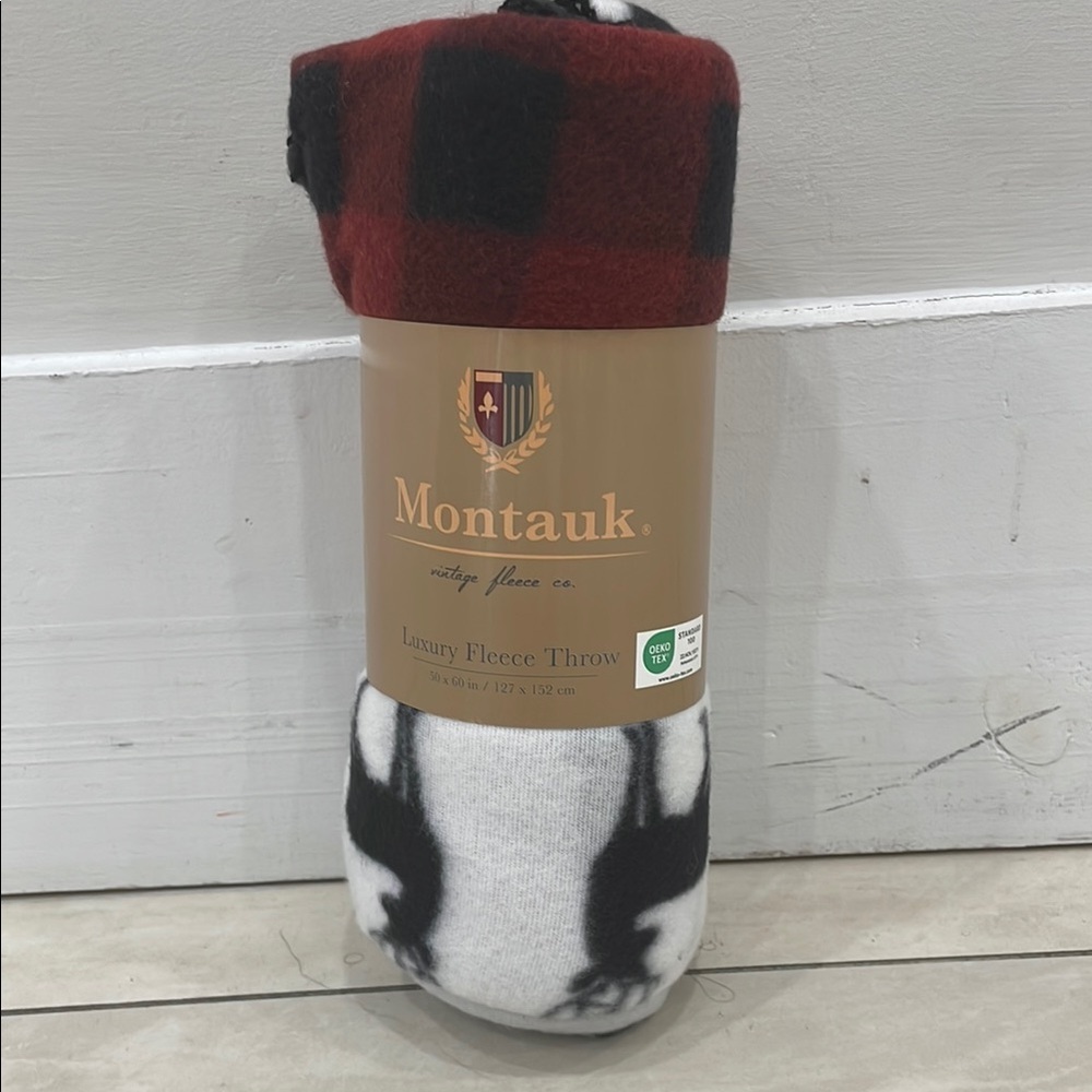 Red and Black Luxury Fleece Throw